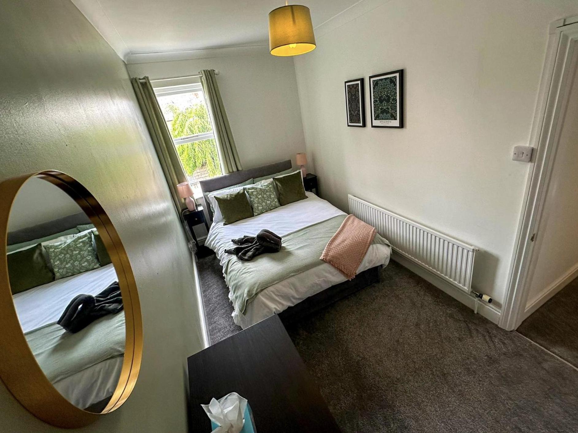 Cecil House - Stylish 2-Bed, Sleeps 5 Guests, Free Parking, Close To Cathedral, Bars & Restaurants Lincoln Exterior foto