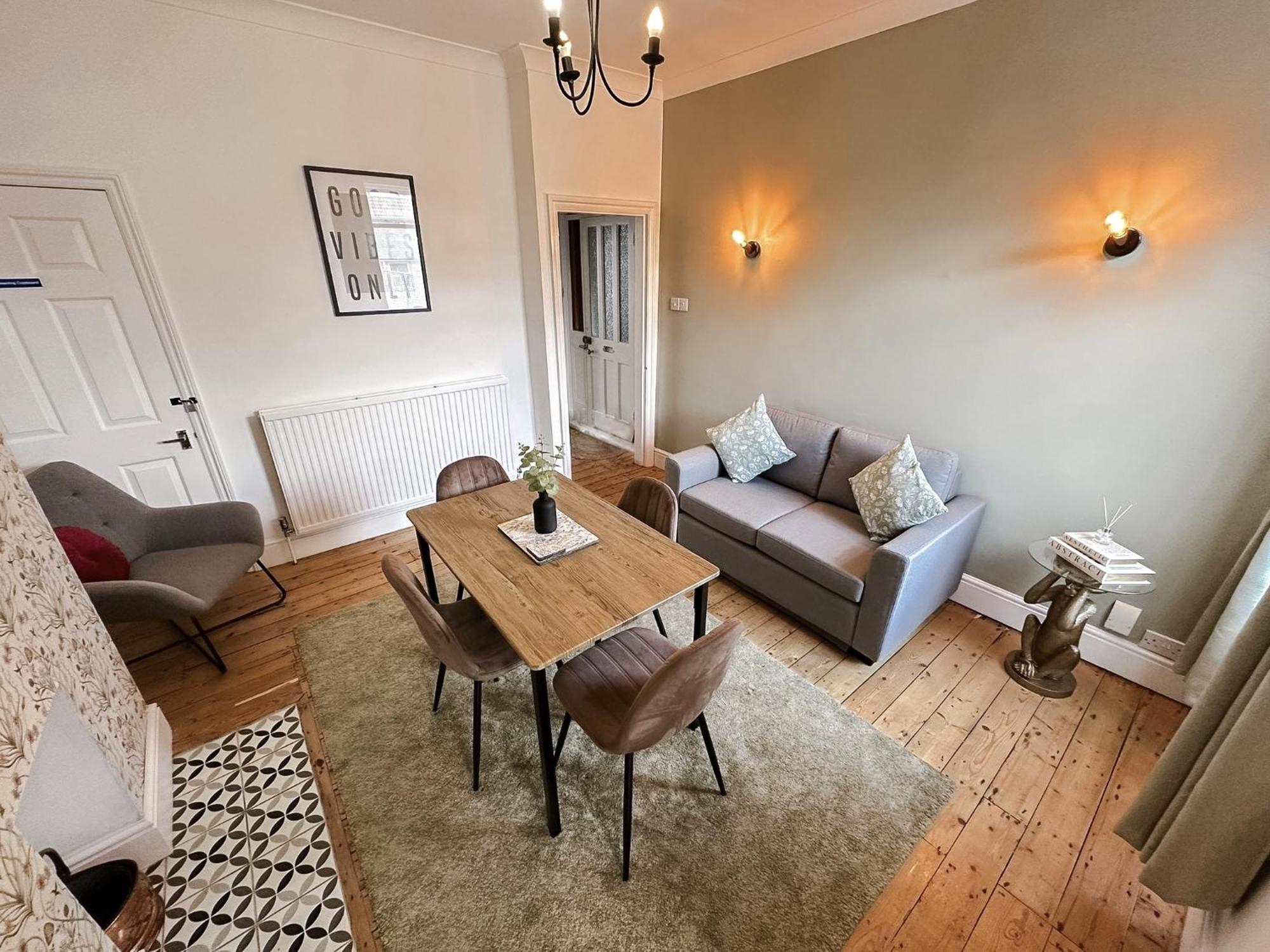 Cecil House - Stylish 2-Bed, Sleeps 5 Guests, Free Parking, Close To Cathedral, Bars & Restaurants Lincoln Exterior foto